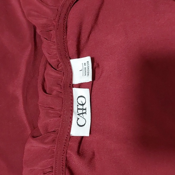 Ruffled Cato Burgundy top - Picture 3 of 3